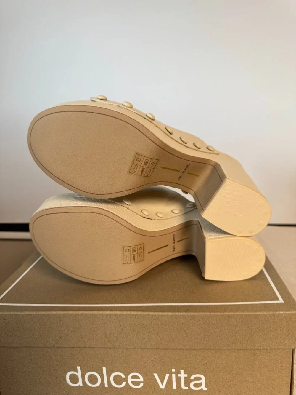 10 Dolce Vita Emol Ivory Leather Clogs Mules Studded Block Heels Cream Off White